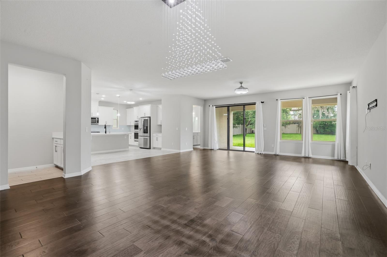 WINDERMERE ISLE - Residential