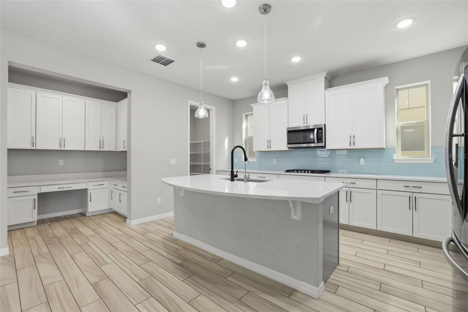 WINDERMERE ISLE - Residential