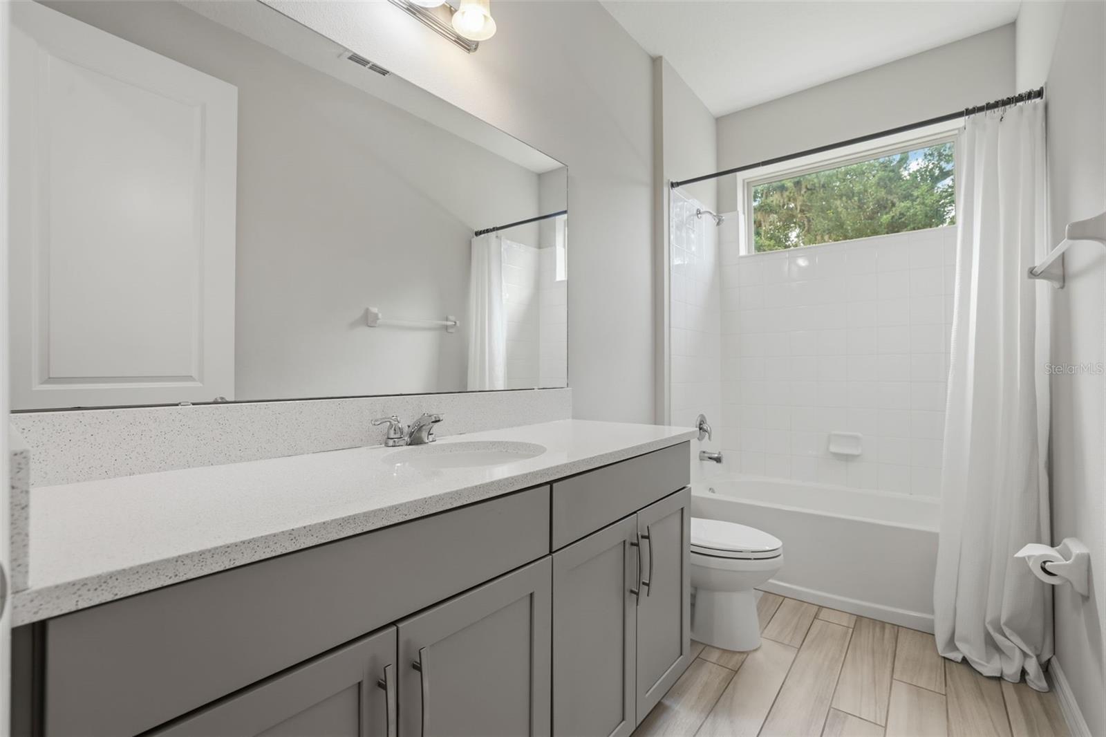 WINDERMERE ISLE - Residential