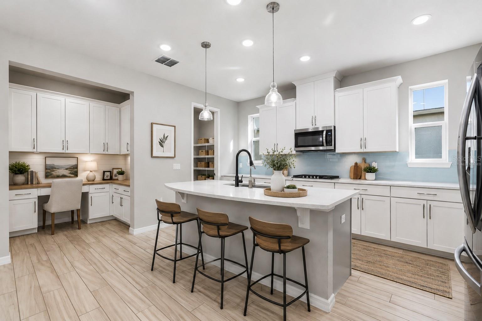 WINDERMERE ISLE - Residential