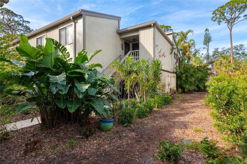 Photo of 1512 Pelican Cove Road #239, Sarasota, FL 34231 (MLS # A4667370)