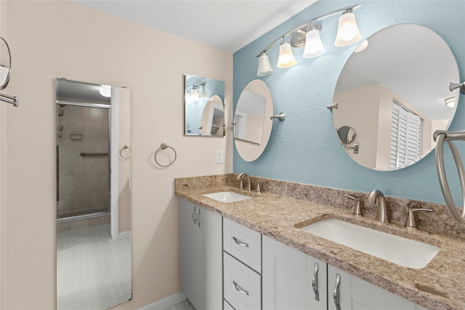 PELICAN COVE XIII - Residential