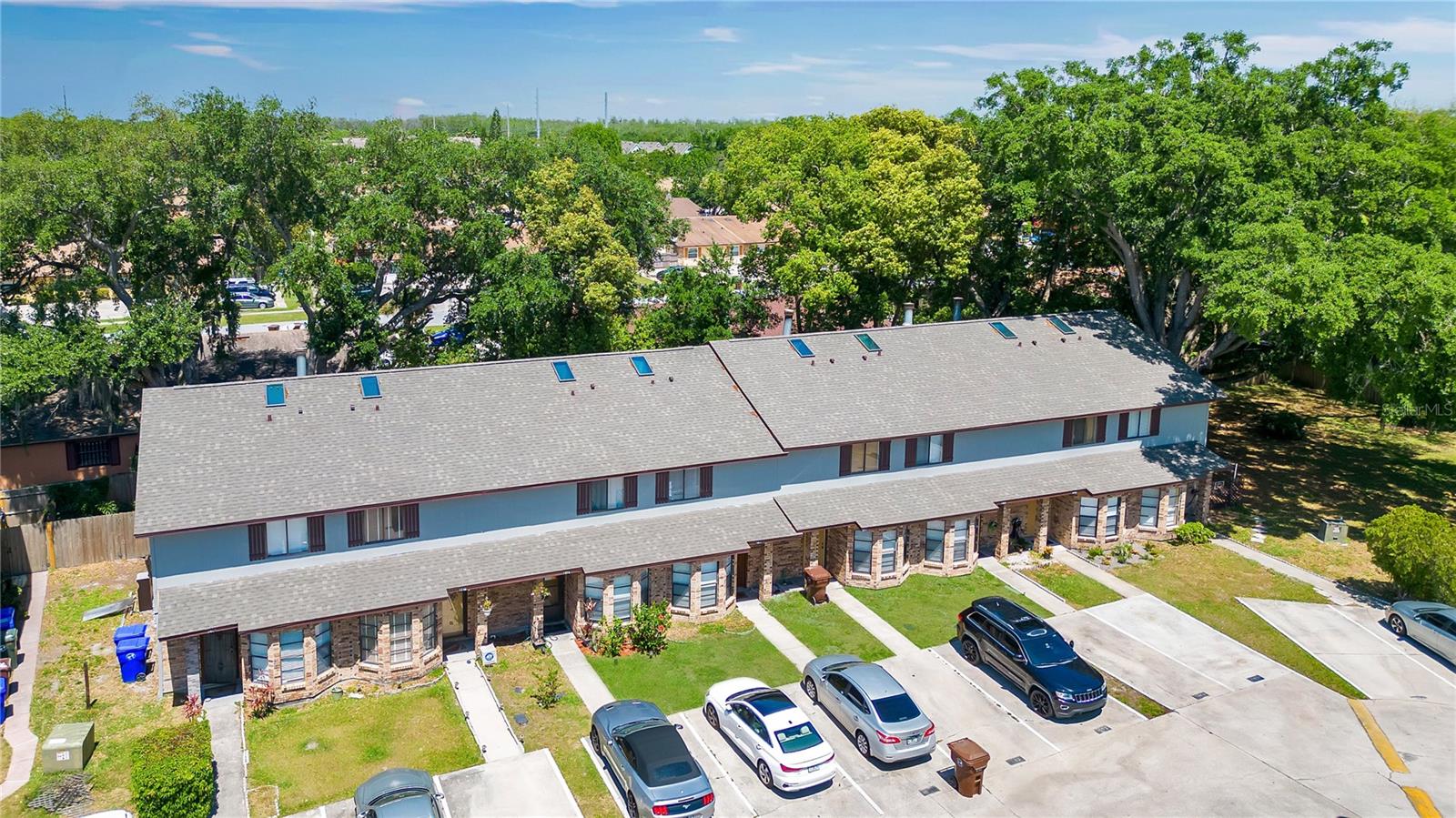 FOXHALL 2 CONDO PH 1 - Residential