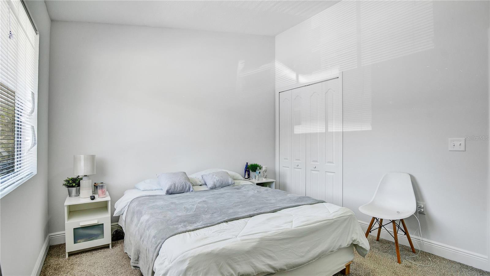 FOXHALL 2 CONDO PH 1 - Residential