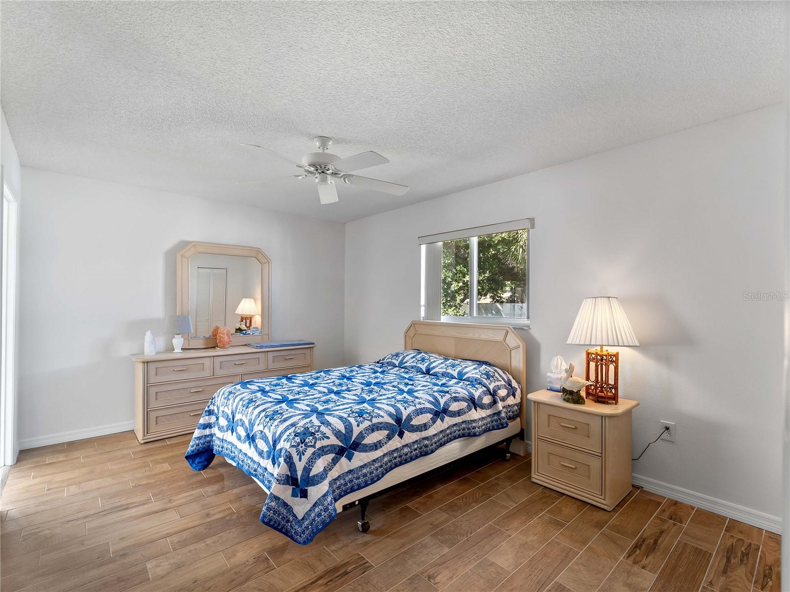 CIRCLE WOODS OF VENICE 1 - Residential