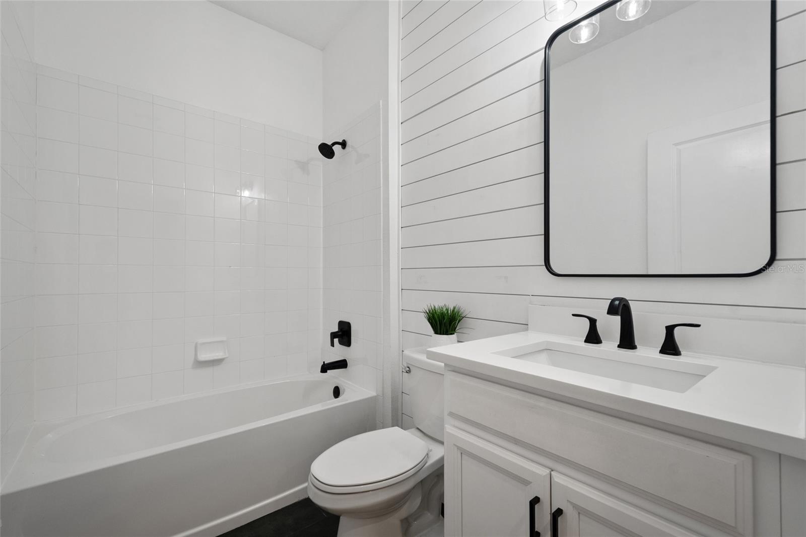 OAKS/MOSS PARK PH 4 - Residential