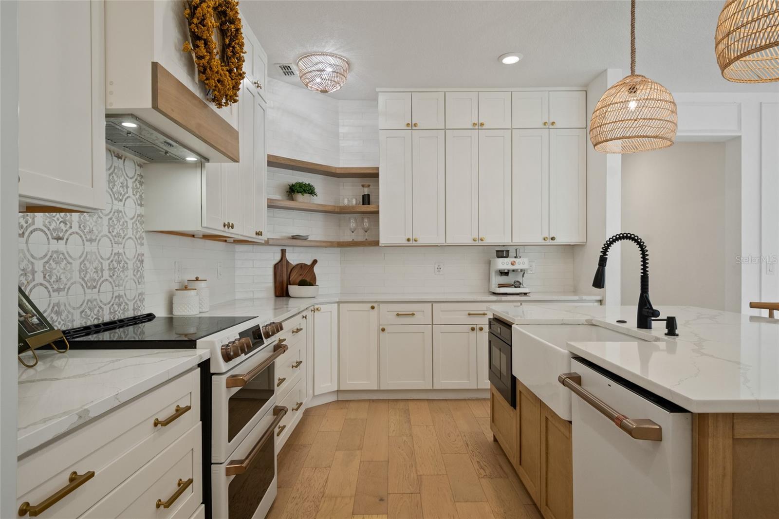 OAKS/MOSS PARK PH 4 - Residential