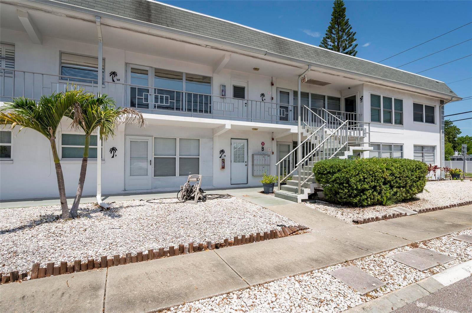 Welcome to this charming condominium located in the heart of Clearwater. This newly renovated first floor condominium in central Clearwater is just a few minutes to Clearwater Beach and downtown Clearwater. Renovations include new kitchen and bath with shaker cabinets, granite countertops, new sinks, toilet, and plumbing fixtures. This lovely condo has brand new, unused appliances including microwave, air fryer range, and side by side refrigerator. Unit is empty. The new owners can enjoy on sight coin laundry (first floor) and an assigned parking spot. Located walking distance to downtown Clearwater, the property is only 10 minutes from Clearwater Beach, 20 minutes from Tampa, and 26 minutes from St. Petersburg. Across the street from Clearwater Golf Couse, enjoy fabulous dining and activities of this beautiful Gulf Coast community. Public transportation and the Pinellas Trolly pass right by this beautiful unit.