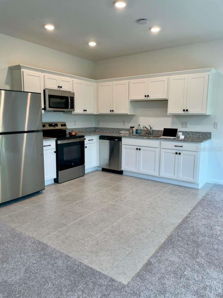 TEMPLES XING - Residential Lease