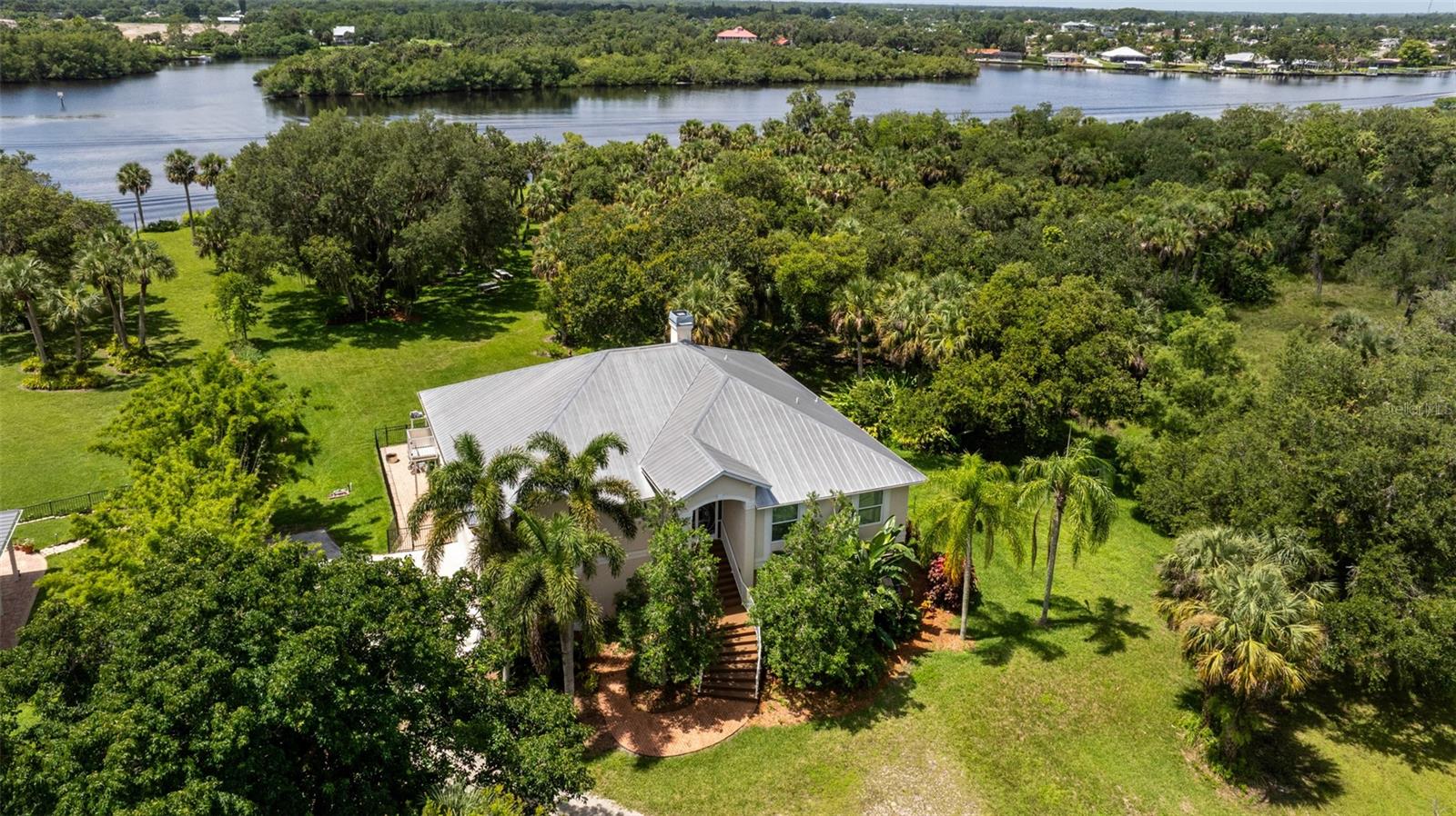 DUKE HWY - Residential