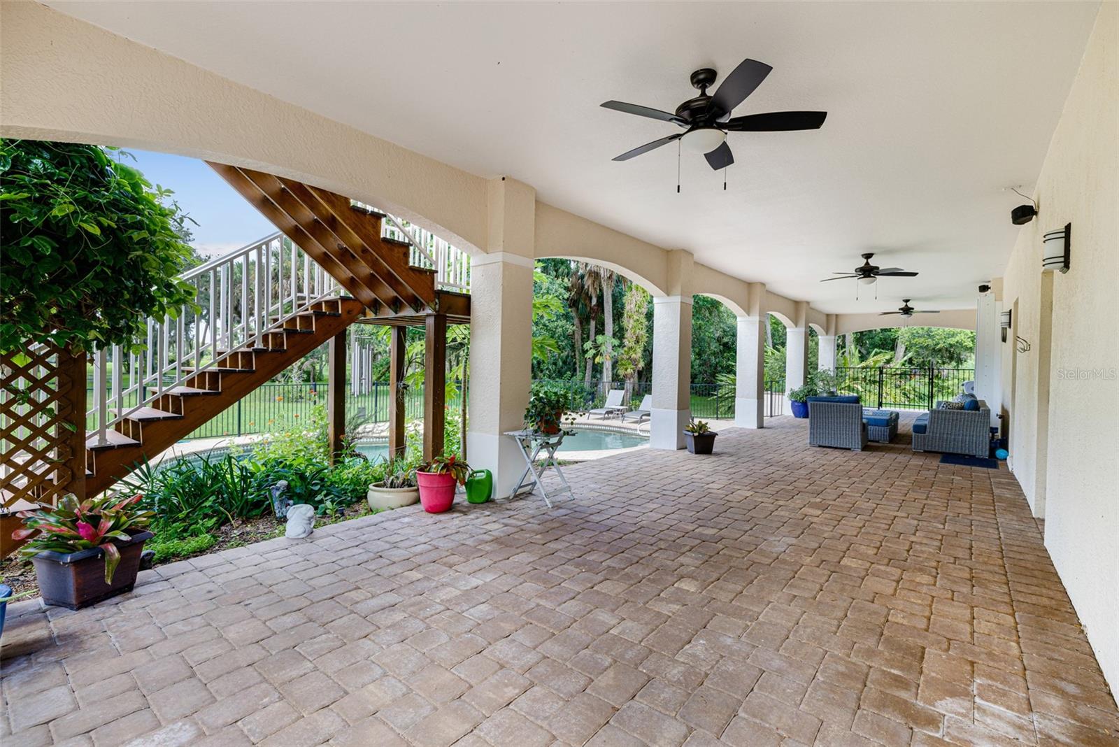 DUKE HWY - Residential