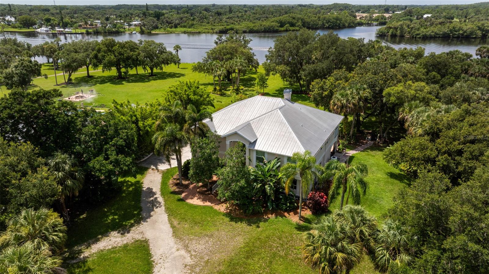 DUKE HWY - Residential