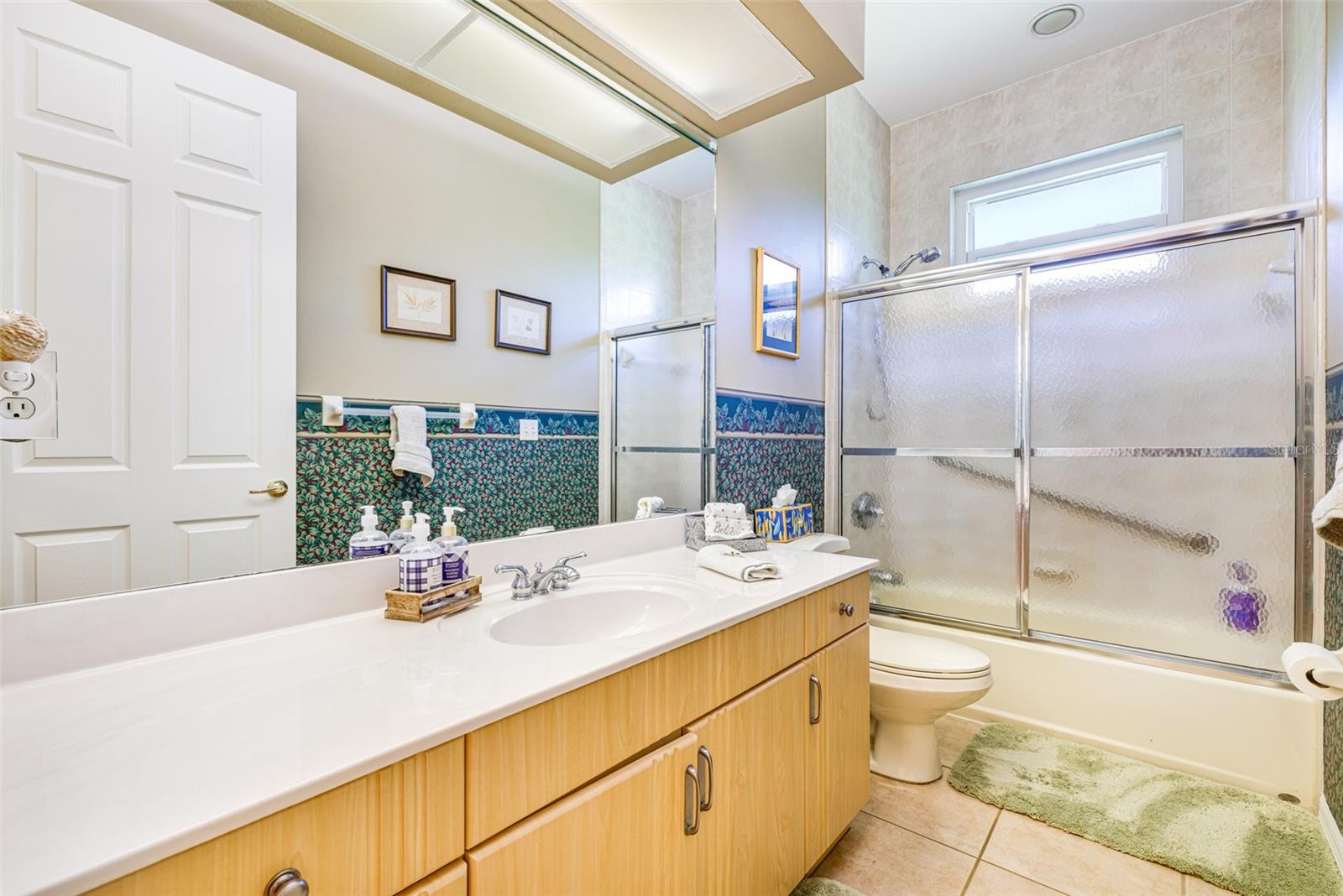 DUKE HWY - Residential