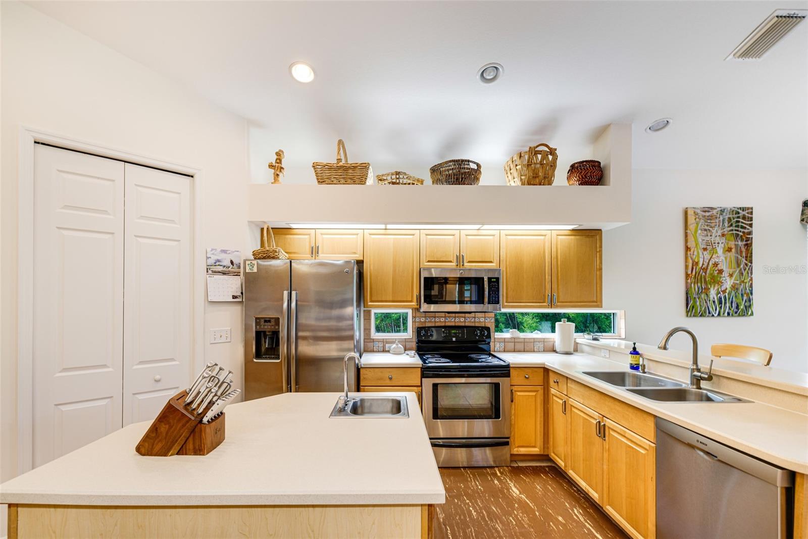 DUKE HWY - Residential