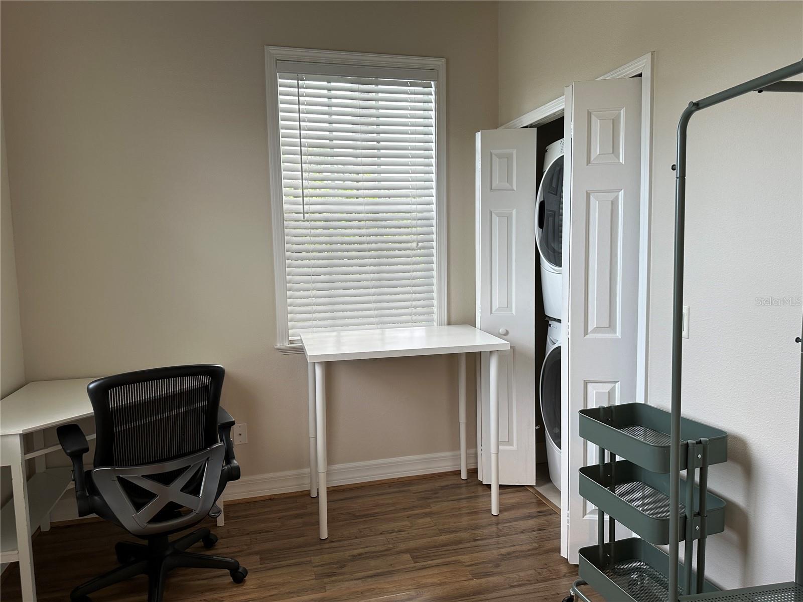 TAMPASHORES HOTEL PLAZA SEC - Residential Lease