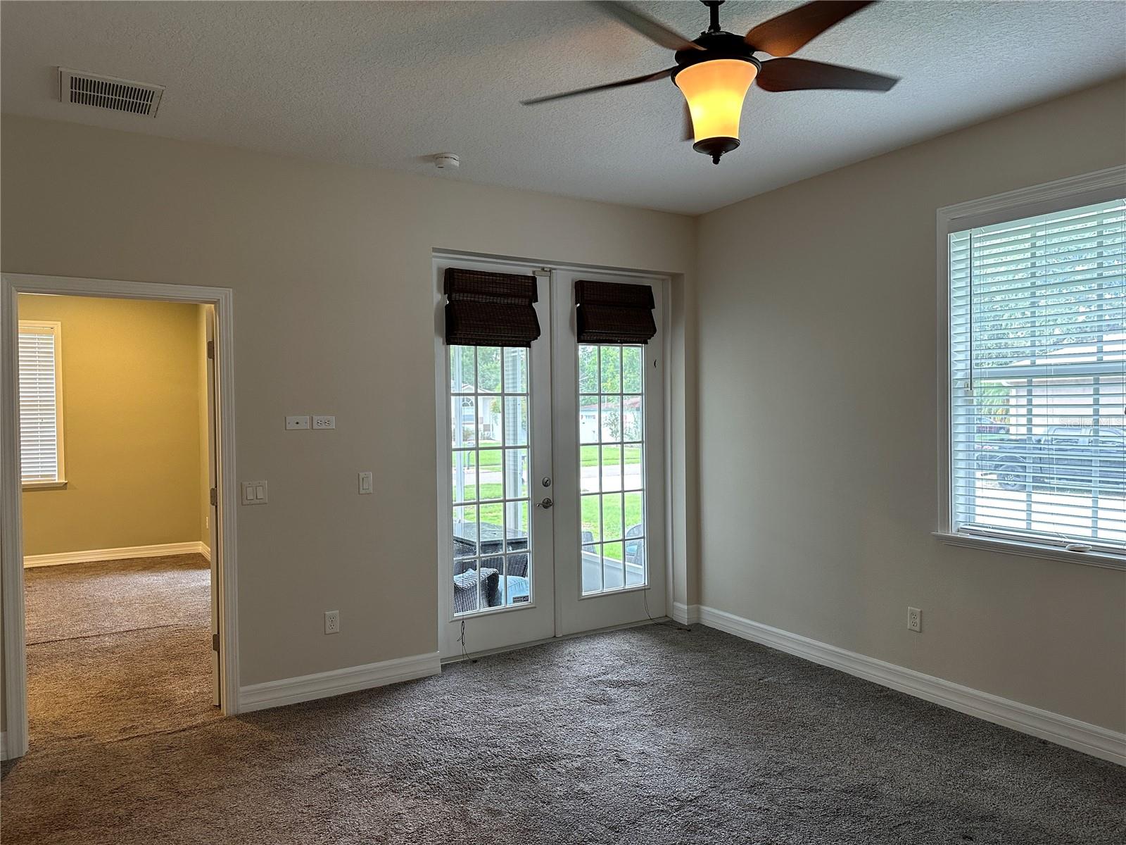 TAMPASHORES HOTEL PLAZA SEC - Residential Lease