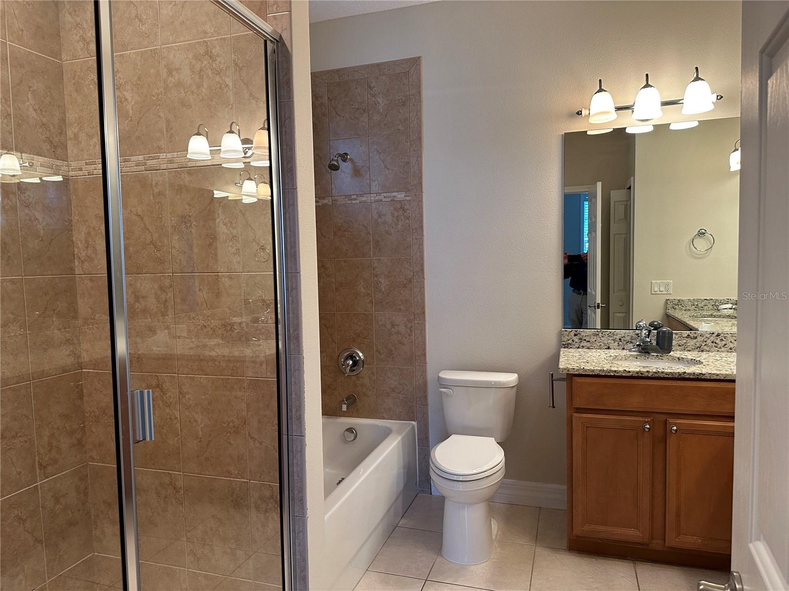 TAMPASHORES HOTEL PLAZA SEC - Residential Lease