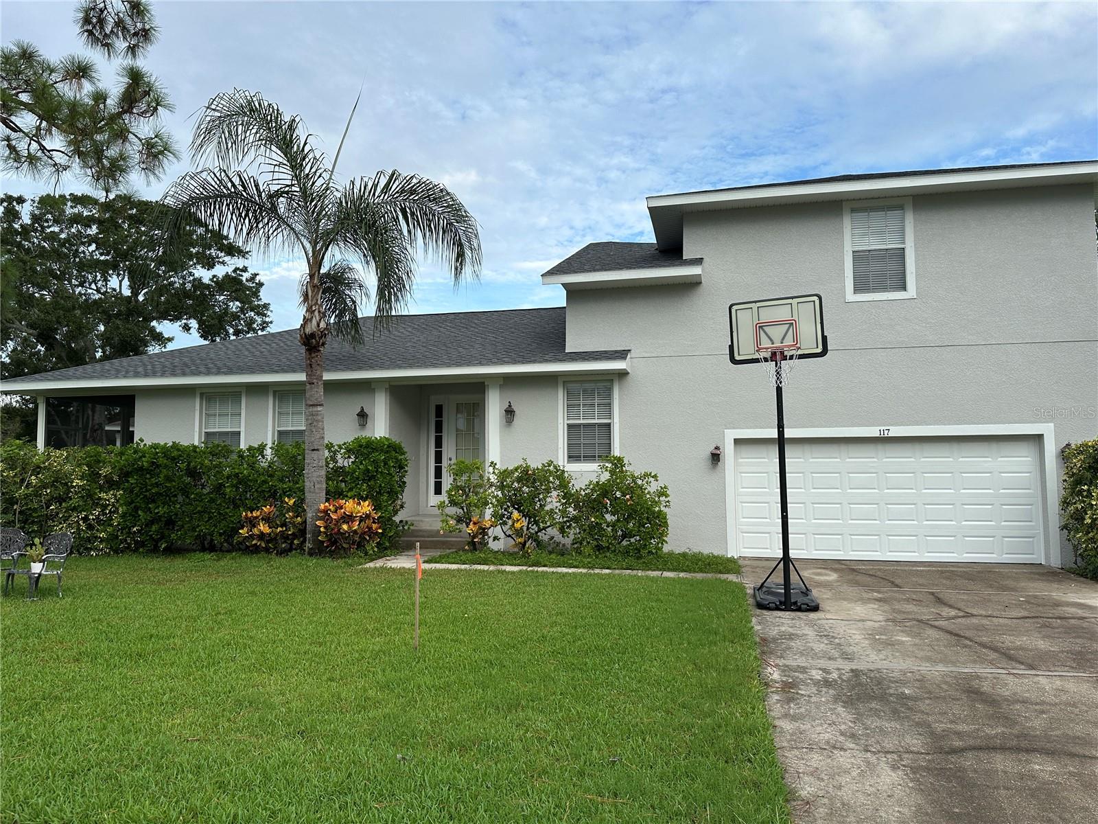 TAMPASHORES HOTEL PLAZA SEC - Residential Lease