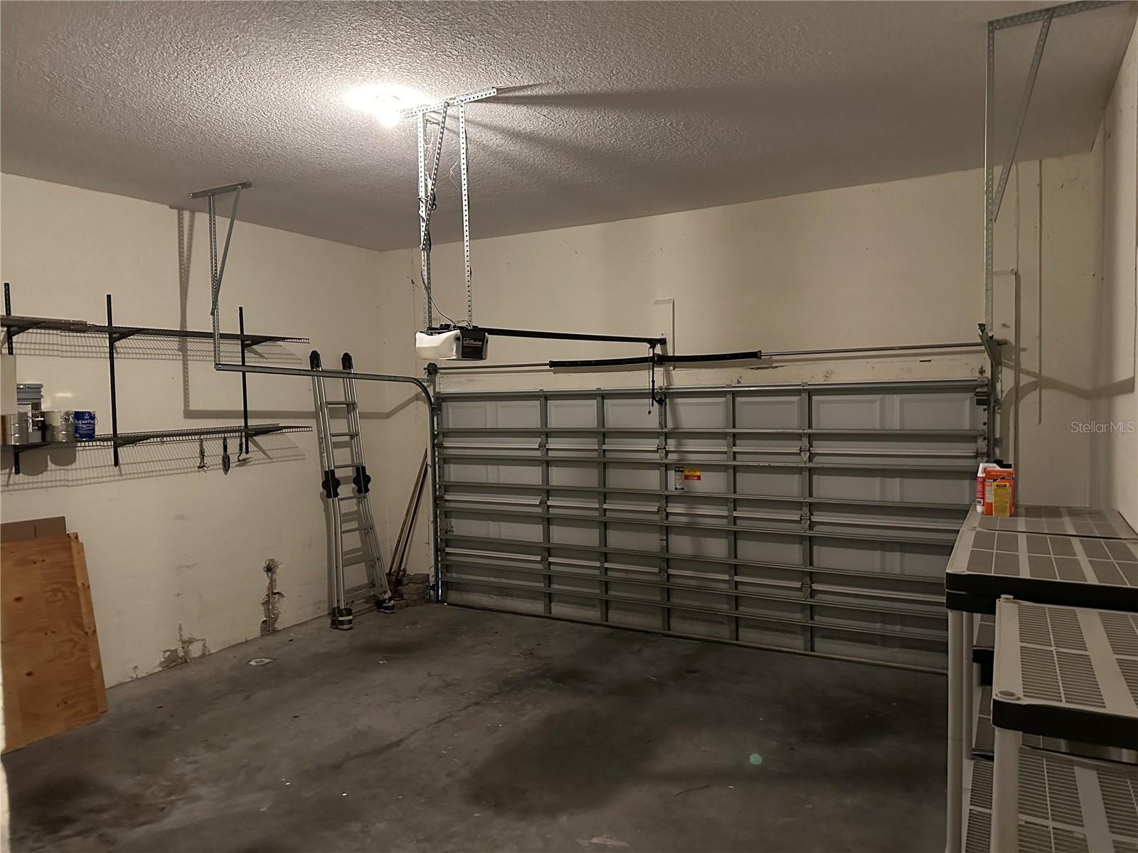 TAMPASHORES HOTEL PLAZA SEC - Residential Lease