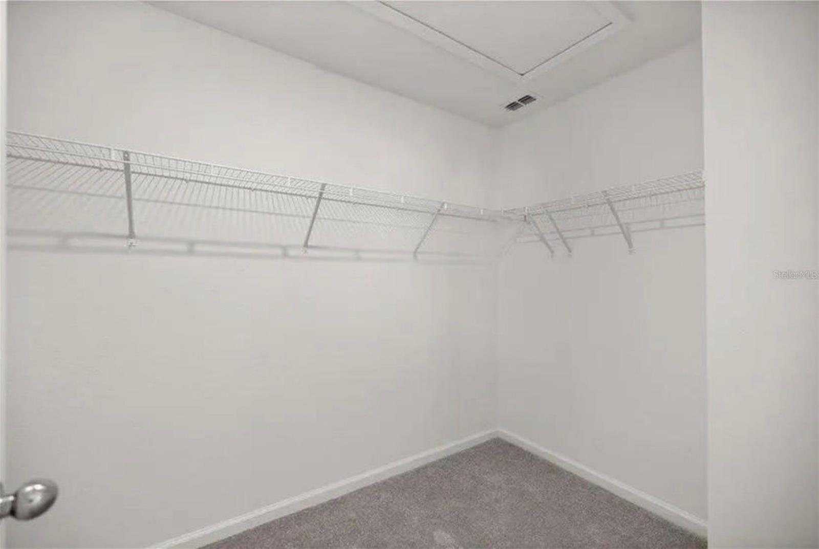 OAK HAMMOCK - Residential Lease