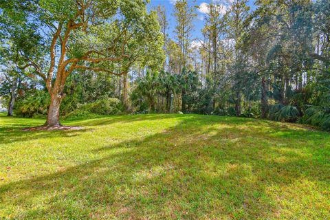 A home in TARPON SPRINGS