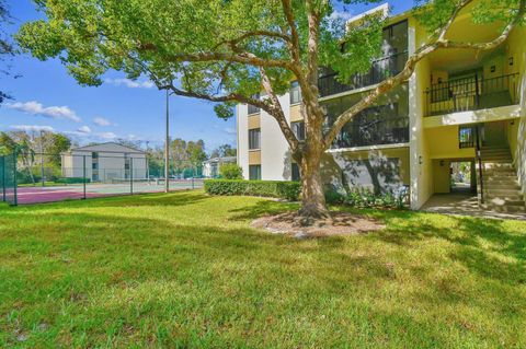 A home in TARPON SPRINGS