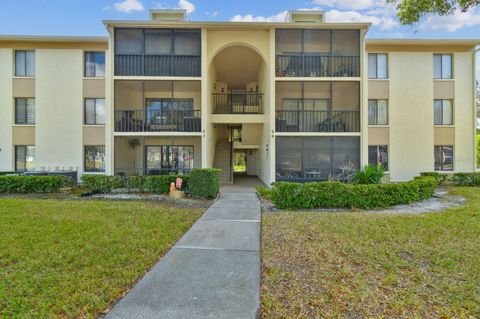 A home in TARPON SPRINGS