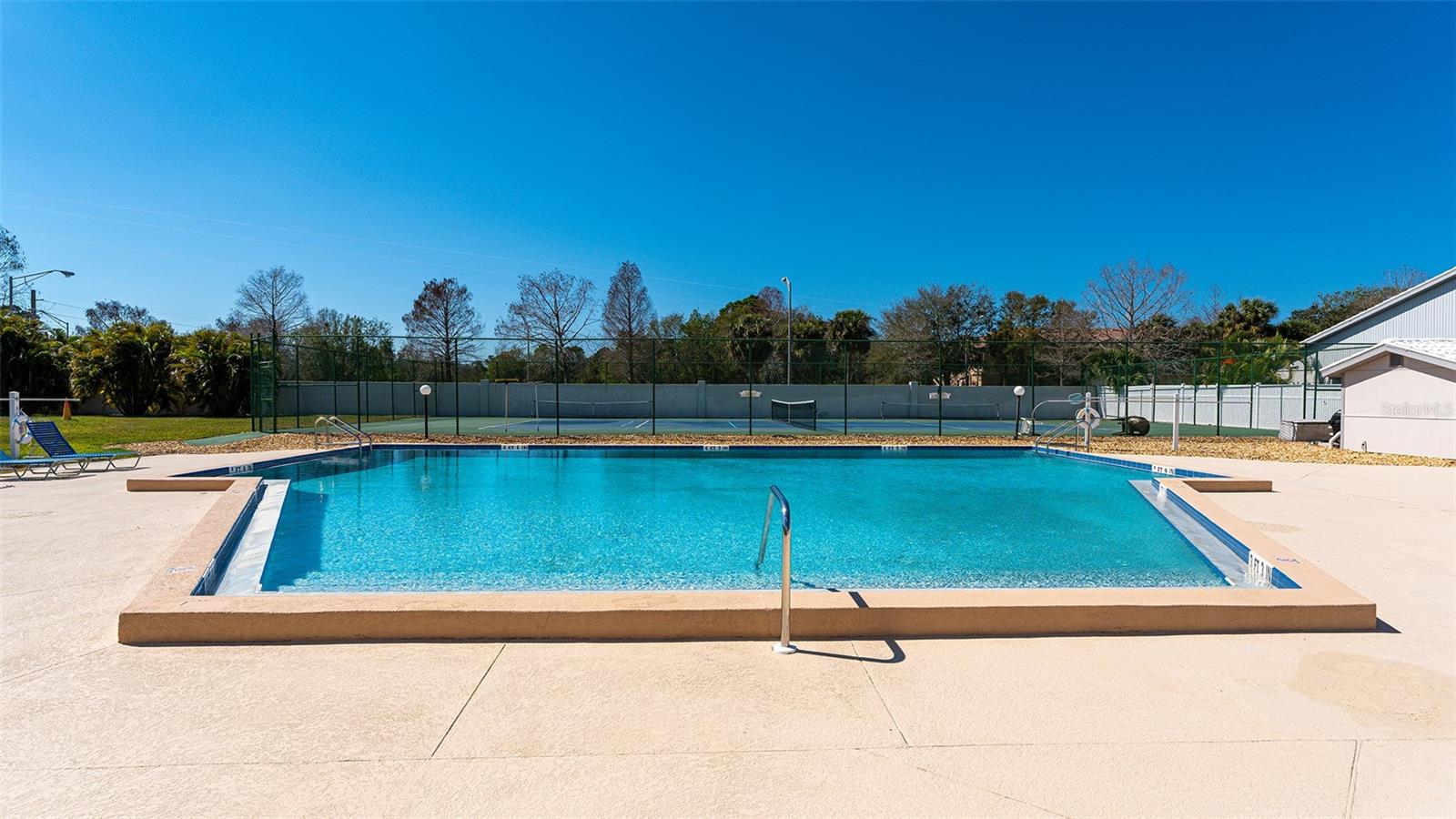 CRESTWOOD VILLAGE OF SARA 3 - Residential