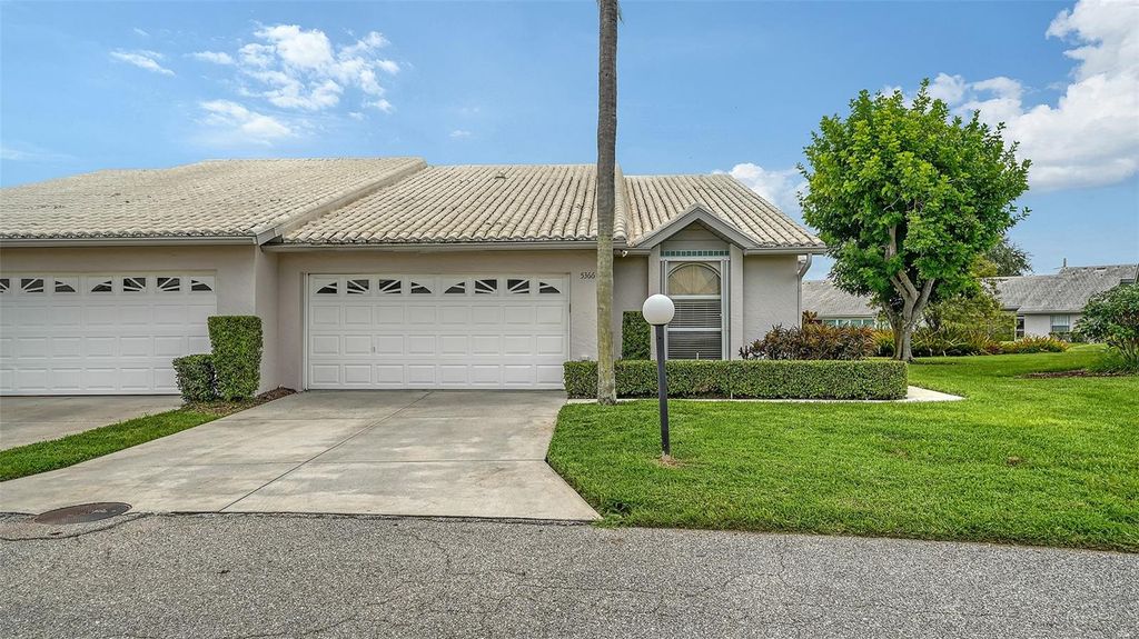 Photo of 5366 Christie Ann Place #19, Sarasota, FL 34233 (MLS # A4664079)