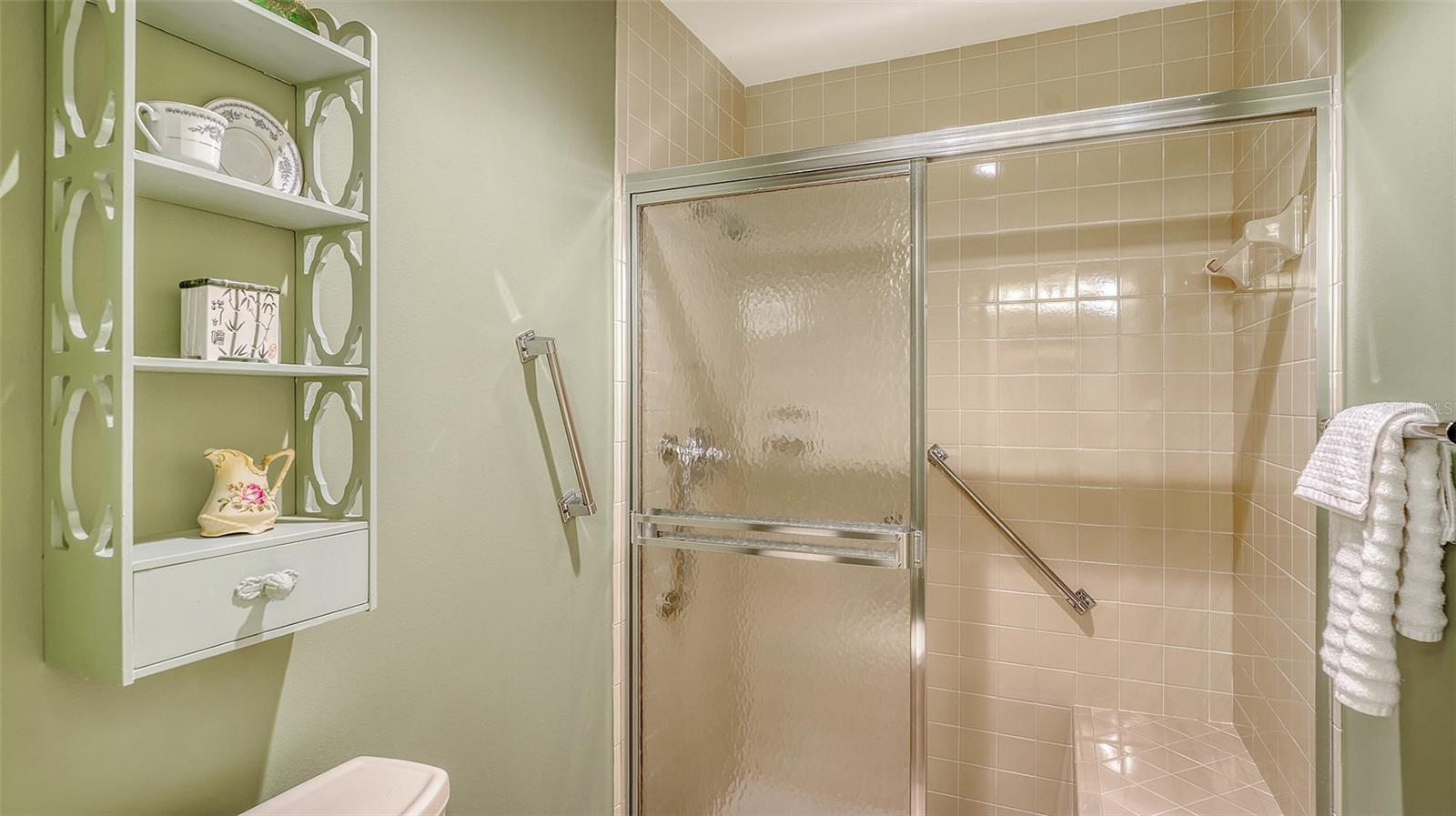 CRESTWOOD VILLAGE OF SARA 3 - Residential