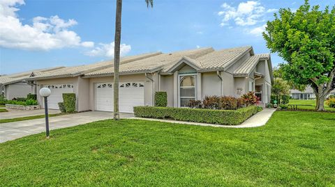 Photo of 5366 Christie Ann Place #19, Sarasota, FL 34233 (MLS # A4664079)