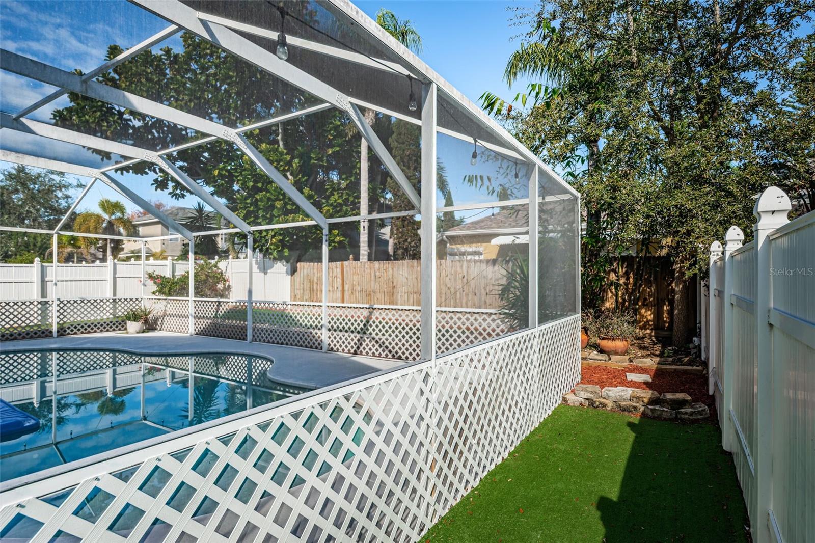 GRASSY POINTE - PH 1 - Residential