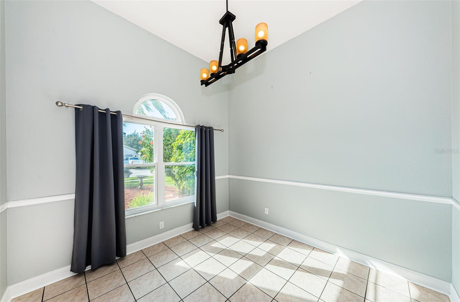 GRASSY POINTE - PH 1 - Residential