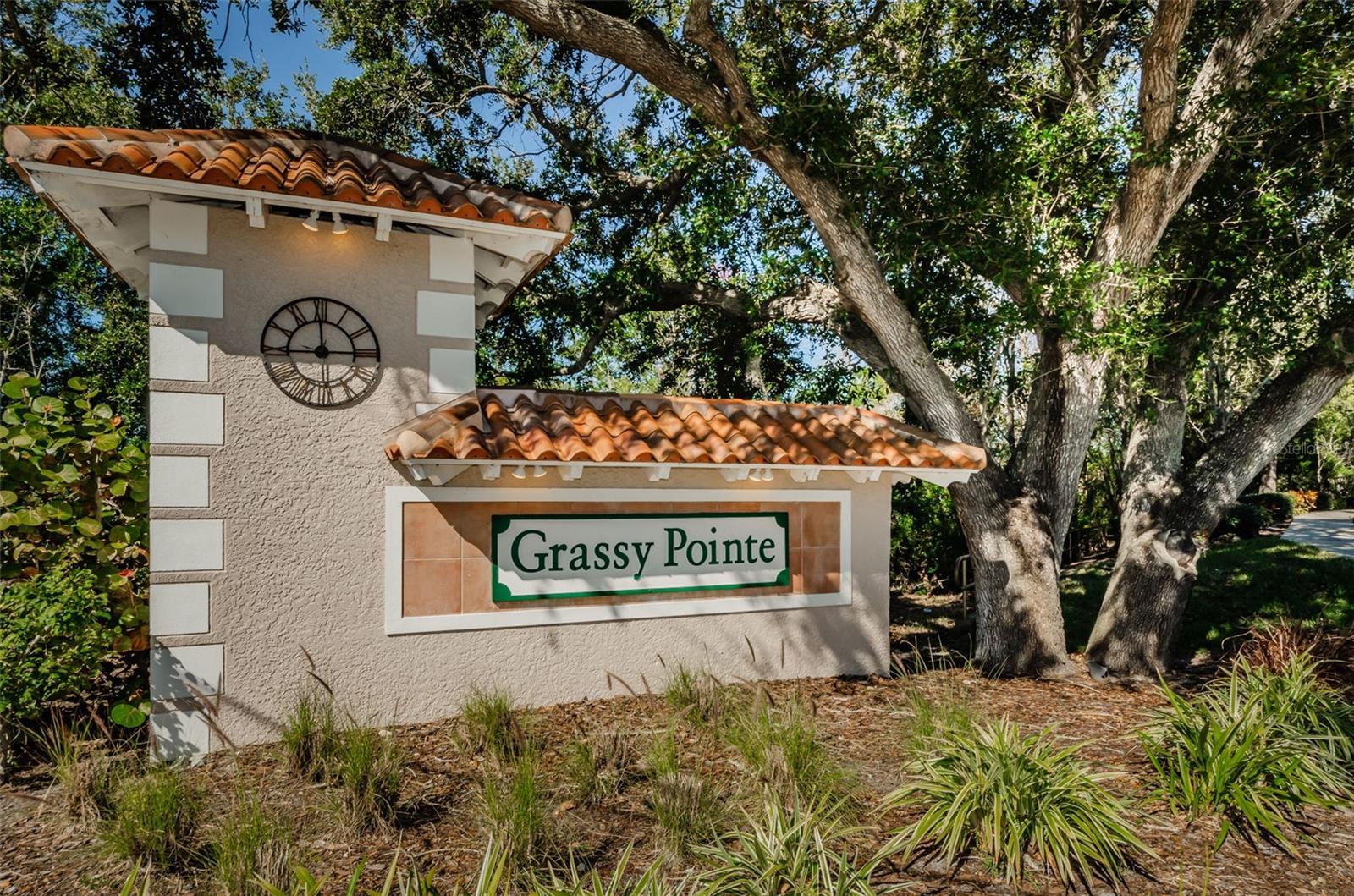 GRASSY POINTE - PH 1 - Residential