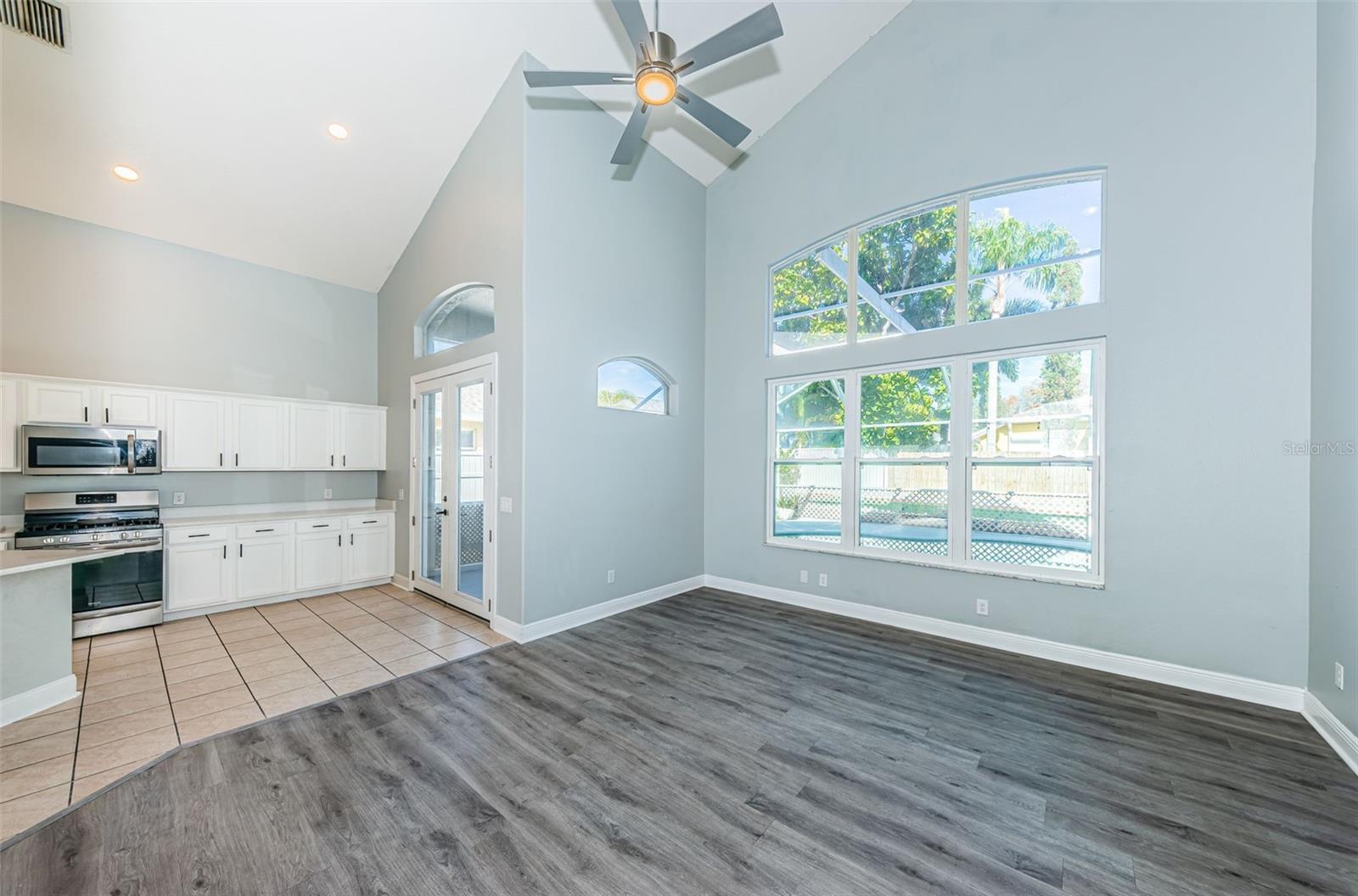 GRASSY POINTE - PH 1 - Residential