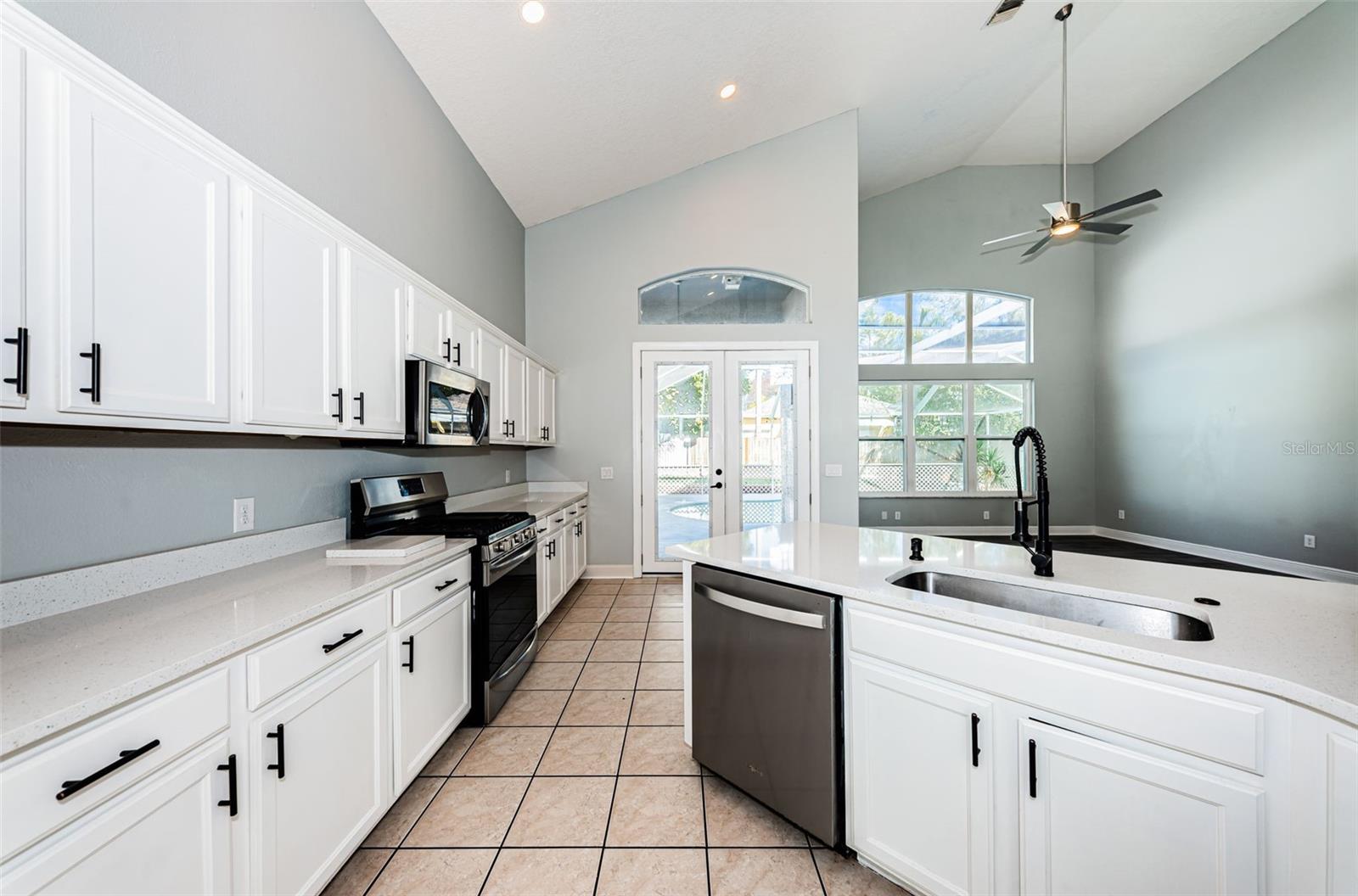 GRASSY POINTE - PH 1 - Residential