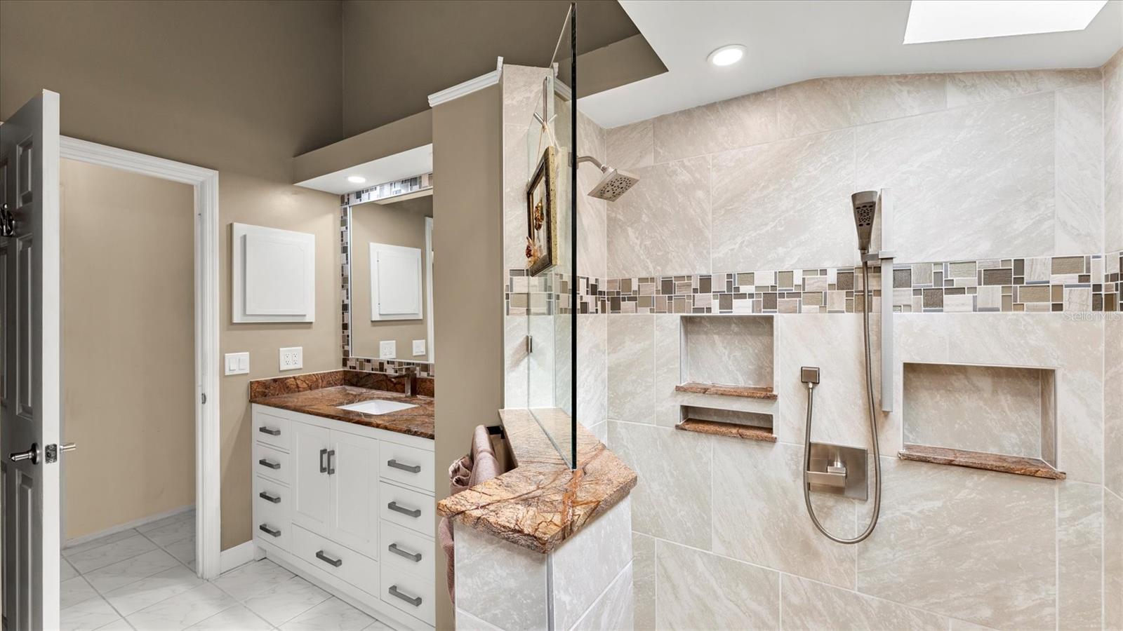 GULF VIEW ESTATES - Residential