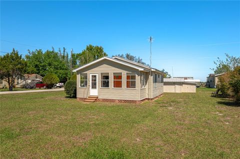 Photo of 555 Morrel Avenue, Lake Wales, FL 33859 (MLS # P4934119) Photo of 555 Morrel Avenue, Lake Wales, FL 33859 (MLS # P4934119)