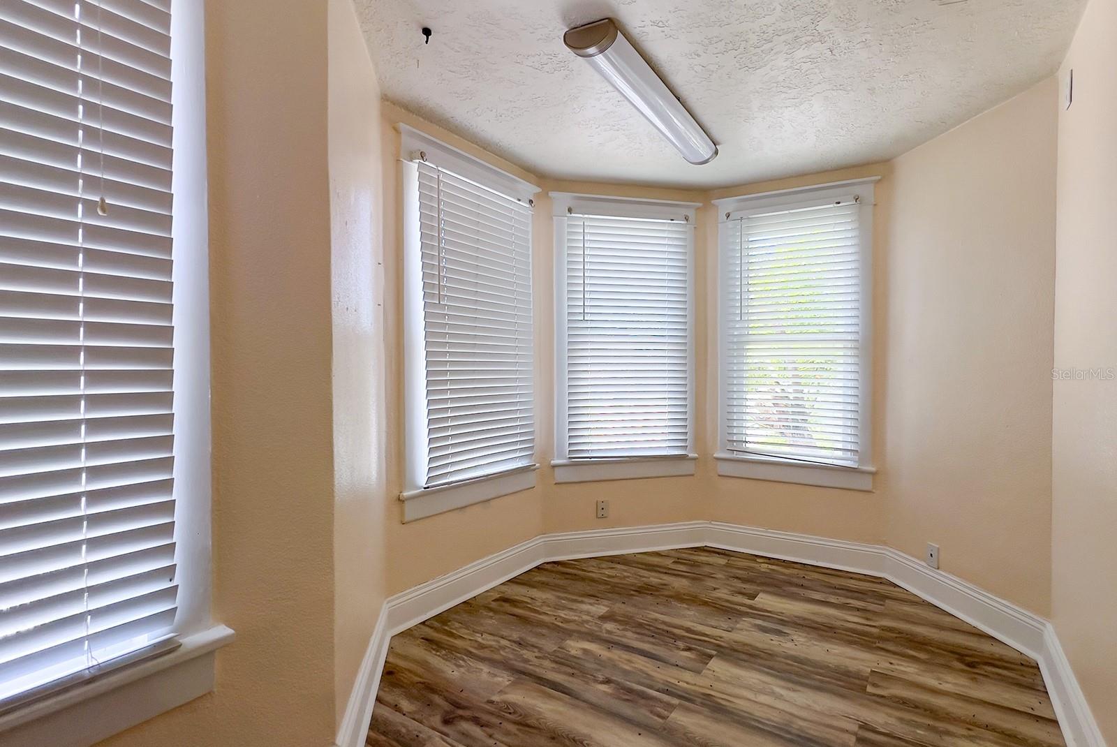 W A PATRICKS ADD - Commercial Lease