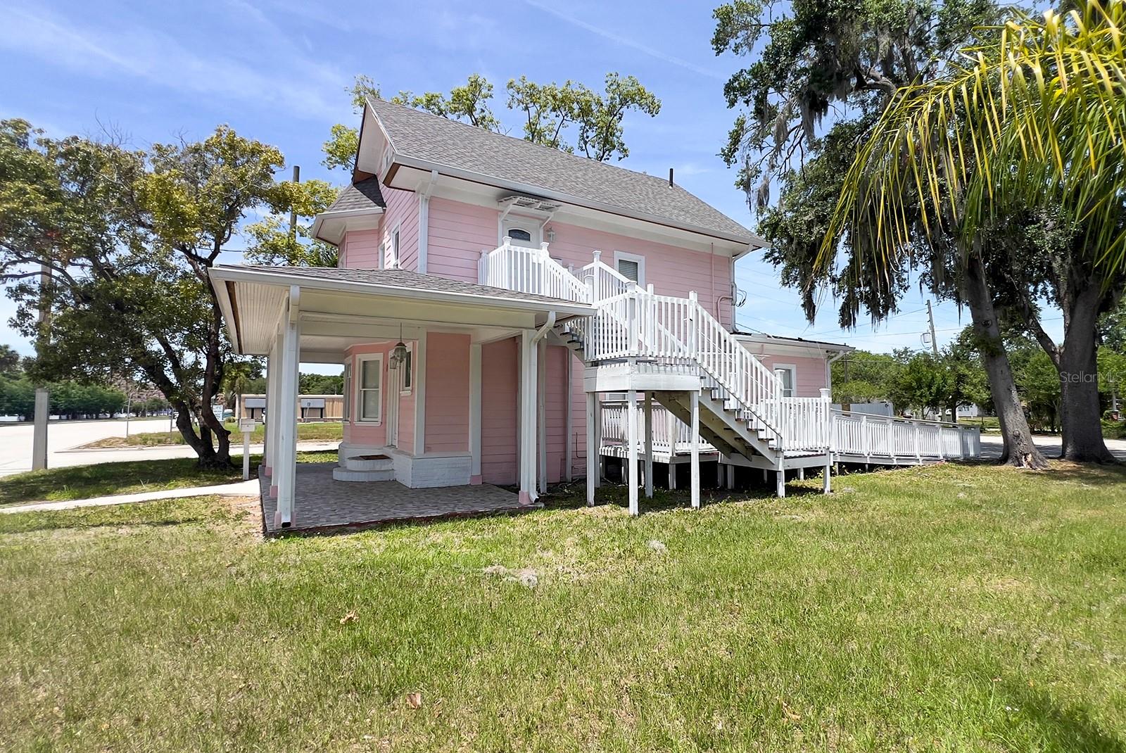 W A PATRICKS ADD - Commercial Lease