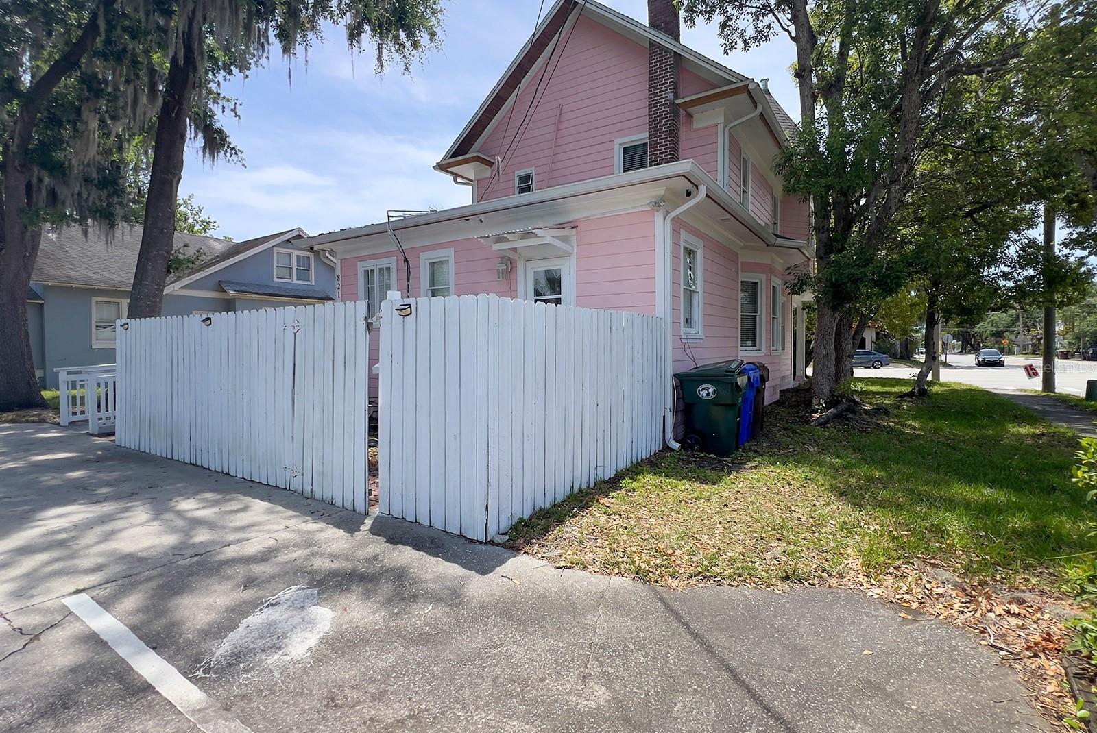 W A PATRICKS ADD - Commercial Lease