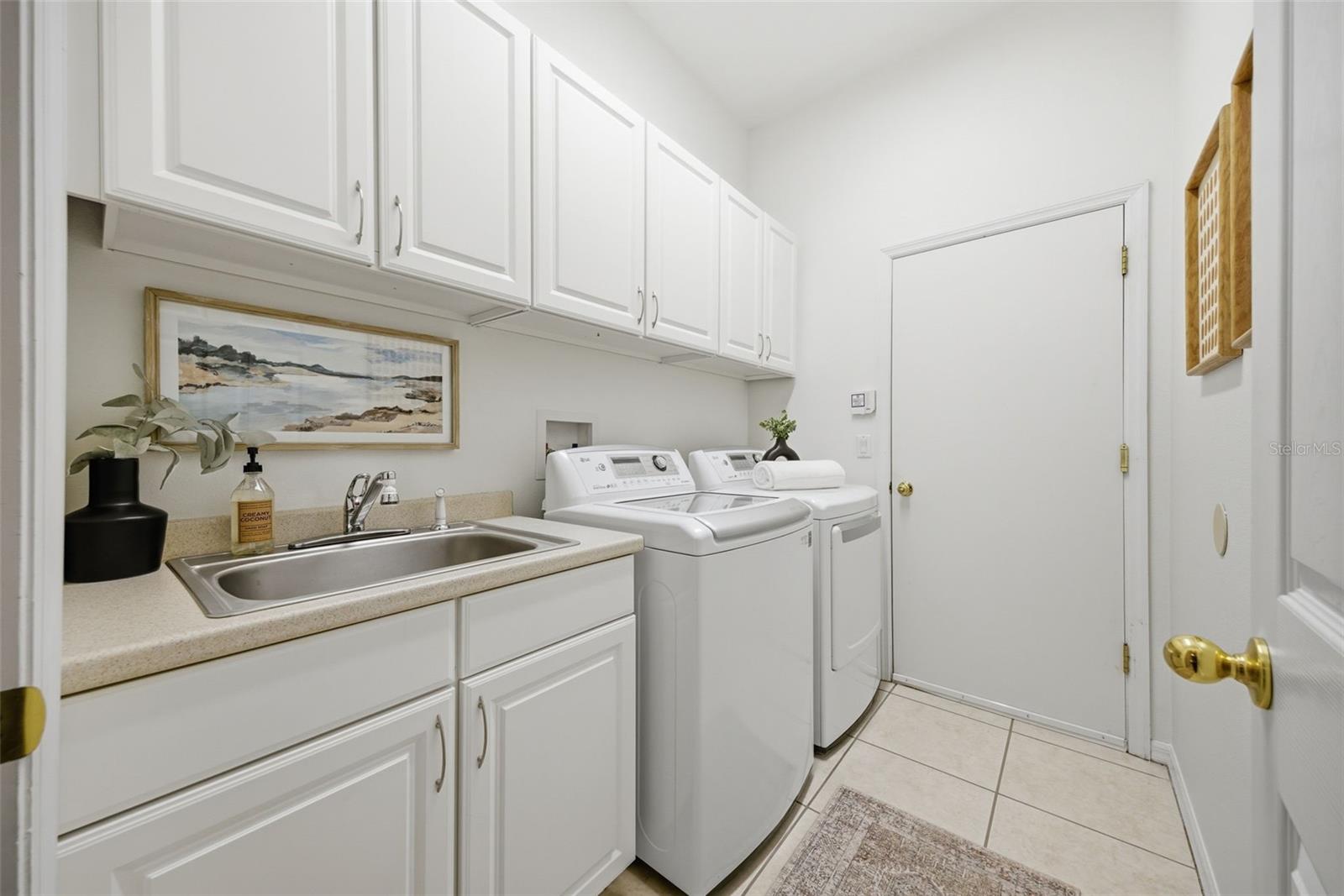 VILLAROSA N - Residential