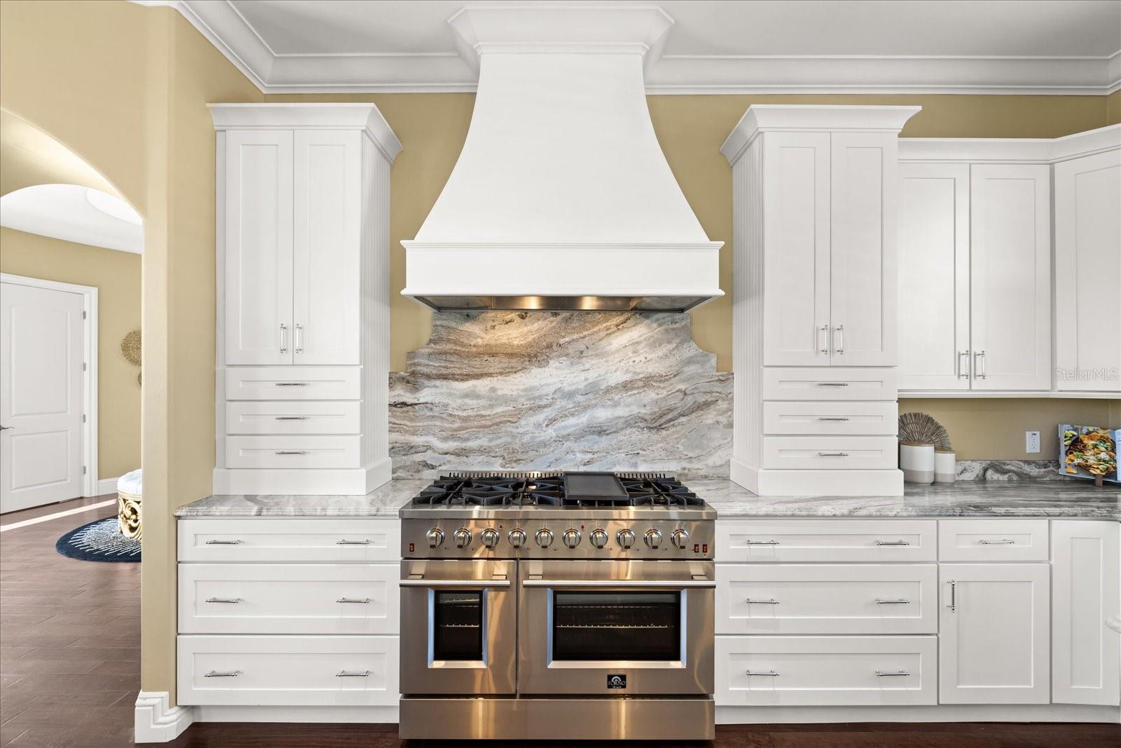 ISLAND CLUB - Residential