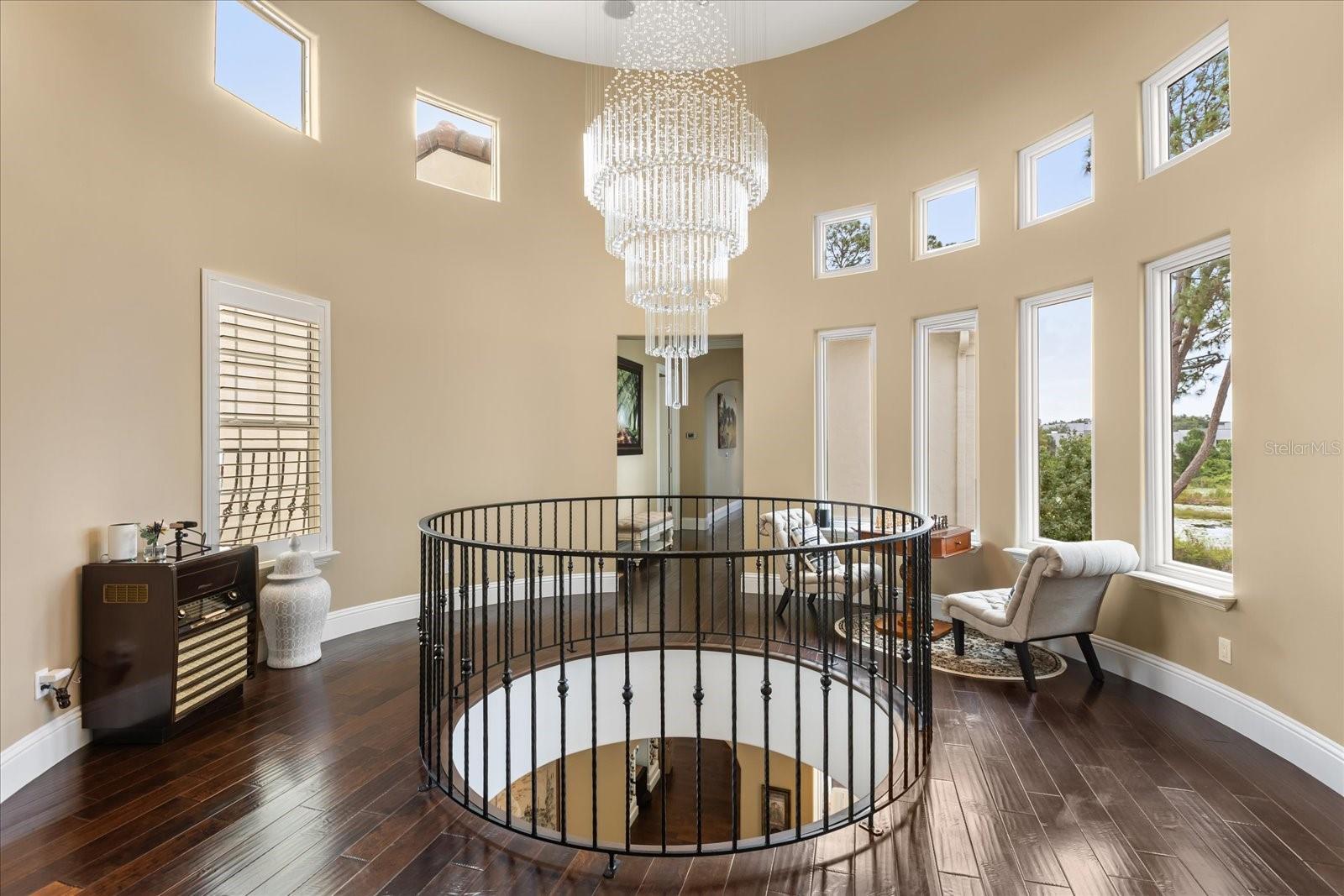 ISLAND CLUB - Residential