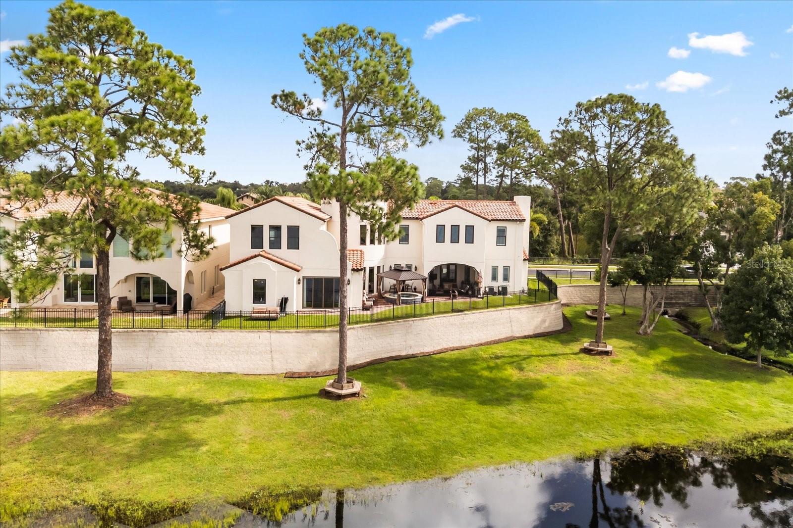 812 STEPHENS PASS COVE