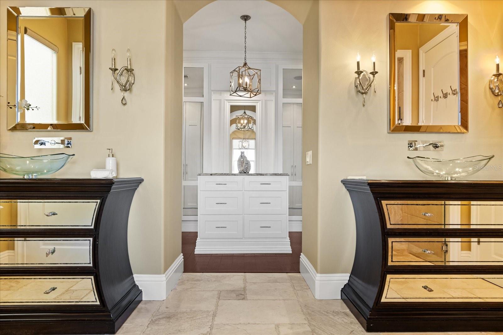 ISLAND CLUB - Residential