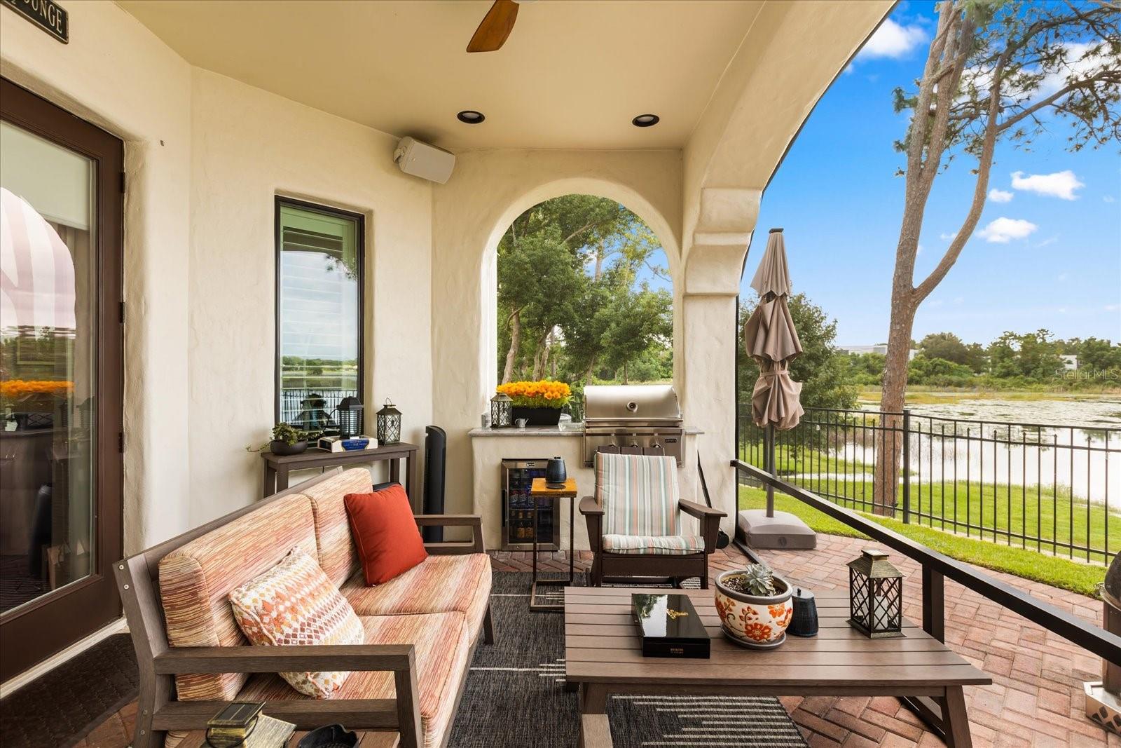 ISLAND CLUB - Residential