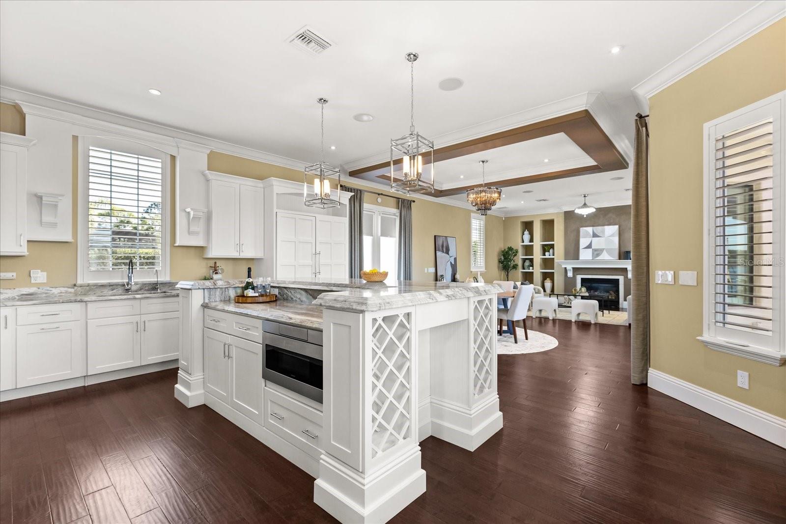 ISLAND CLUB - Residential