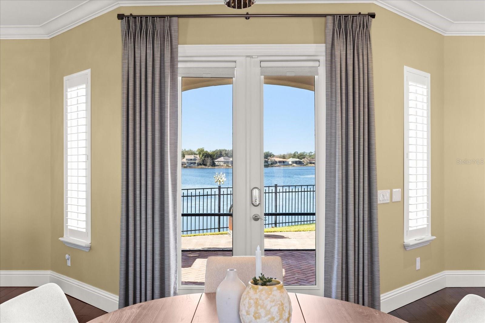 ISLAND CLUB - Residential