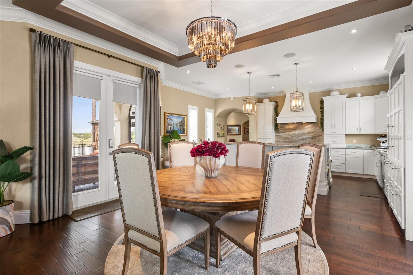 ISLAND CLUB - Residential